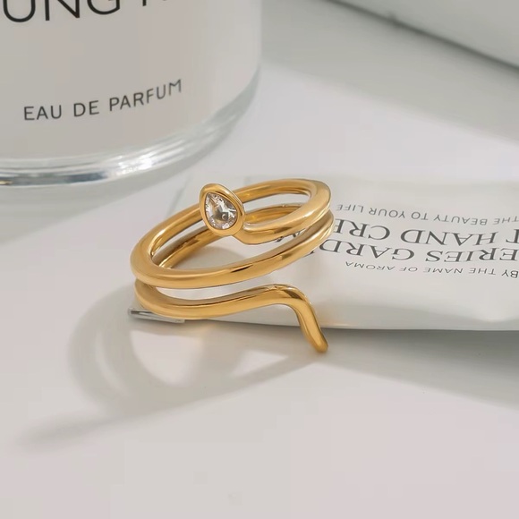 Size 7 | 18K Gold Plated Snake Ring - Picture 2 of 6
